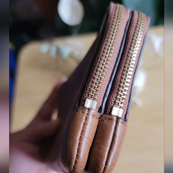 Coach Brown Pebbled Leather Wristlet 2 Zip Compartments.Vintage - Picture 3 of 11